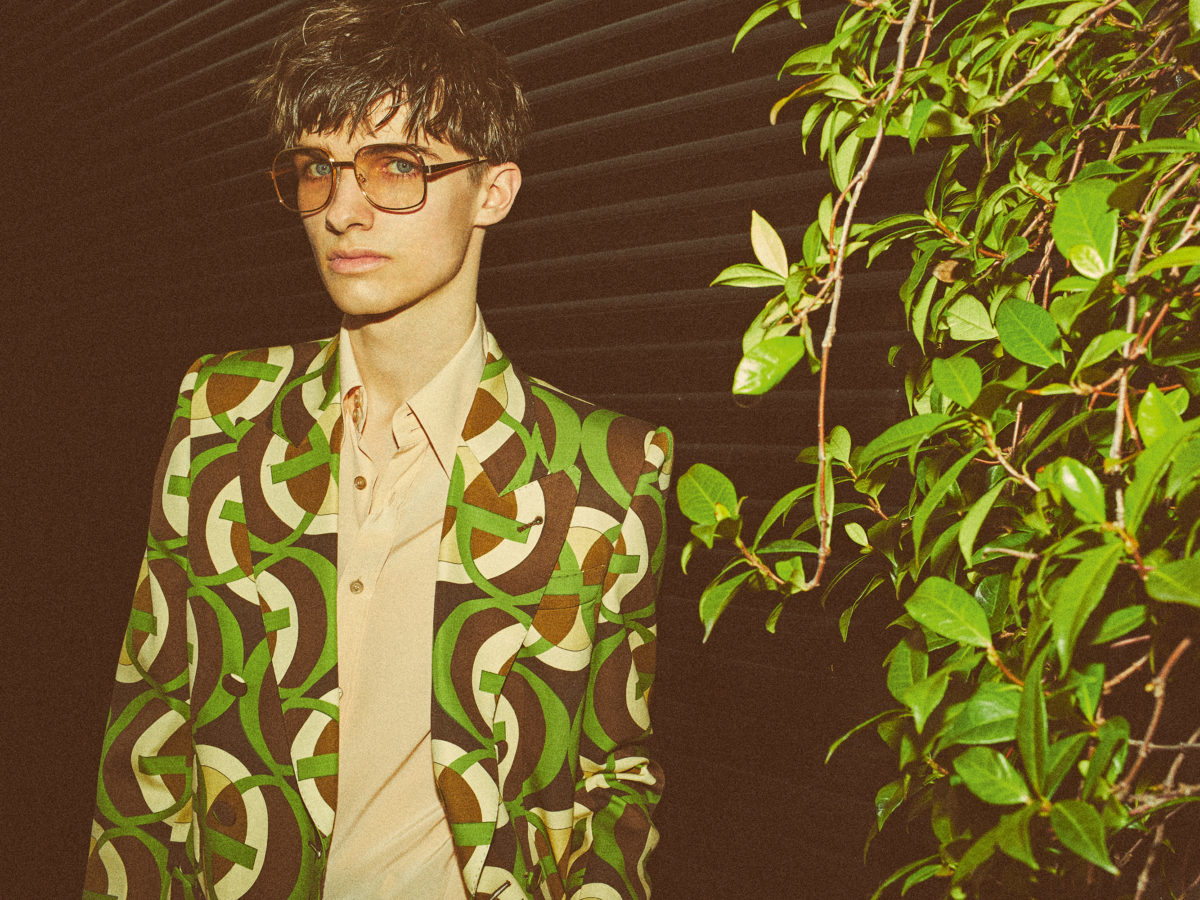 L'Officiel Hommes Pierre de Maere par Arno Lam et Arthur Mayadoux en Gucci