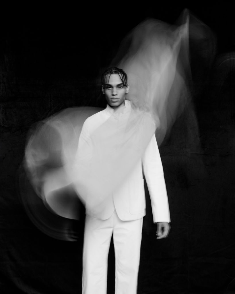 Cover Harper's Bazaar Man Brasil with Alexandre Grimaldi shot by Stéphanie Volpato styled by Arthur Mayadoux